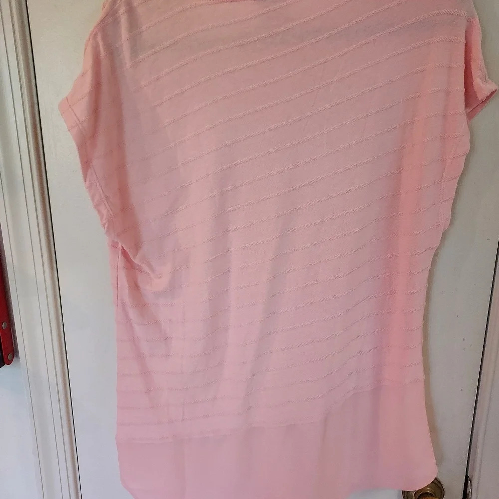 Chico's Textured Diagonal Stripes Asymmetrical Tee in Size `1 - Picture 5 of 6